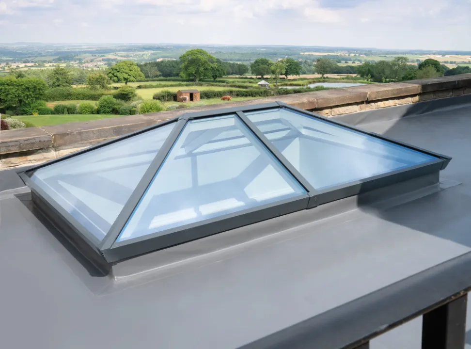 Black roof lantern