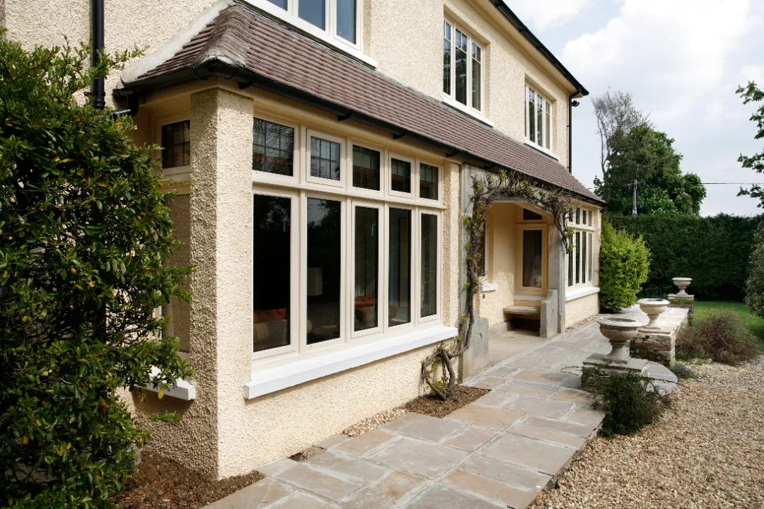 Aluminium bay windows